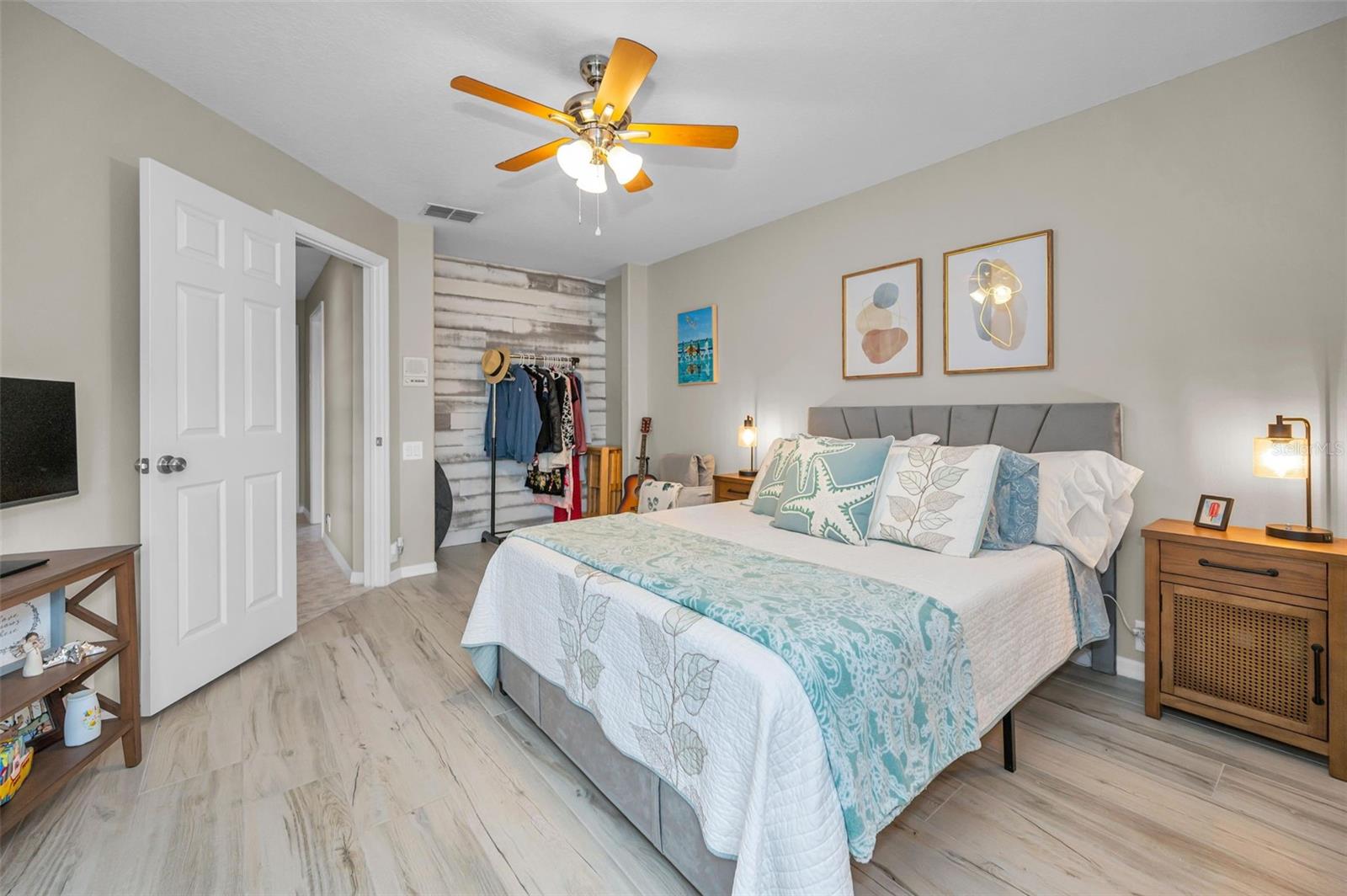 Image 32 of 50 For 8319 Coral Creek Loop