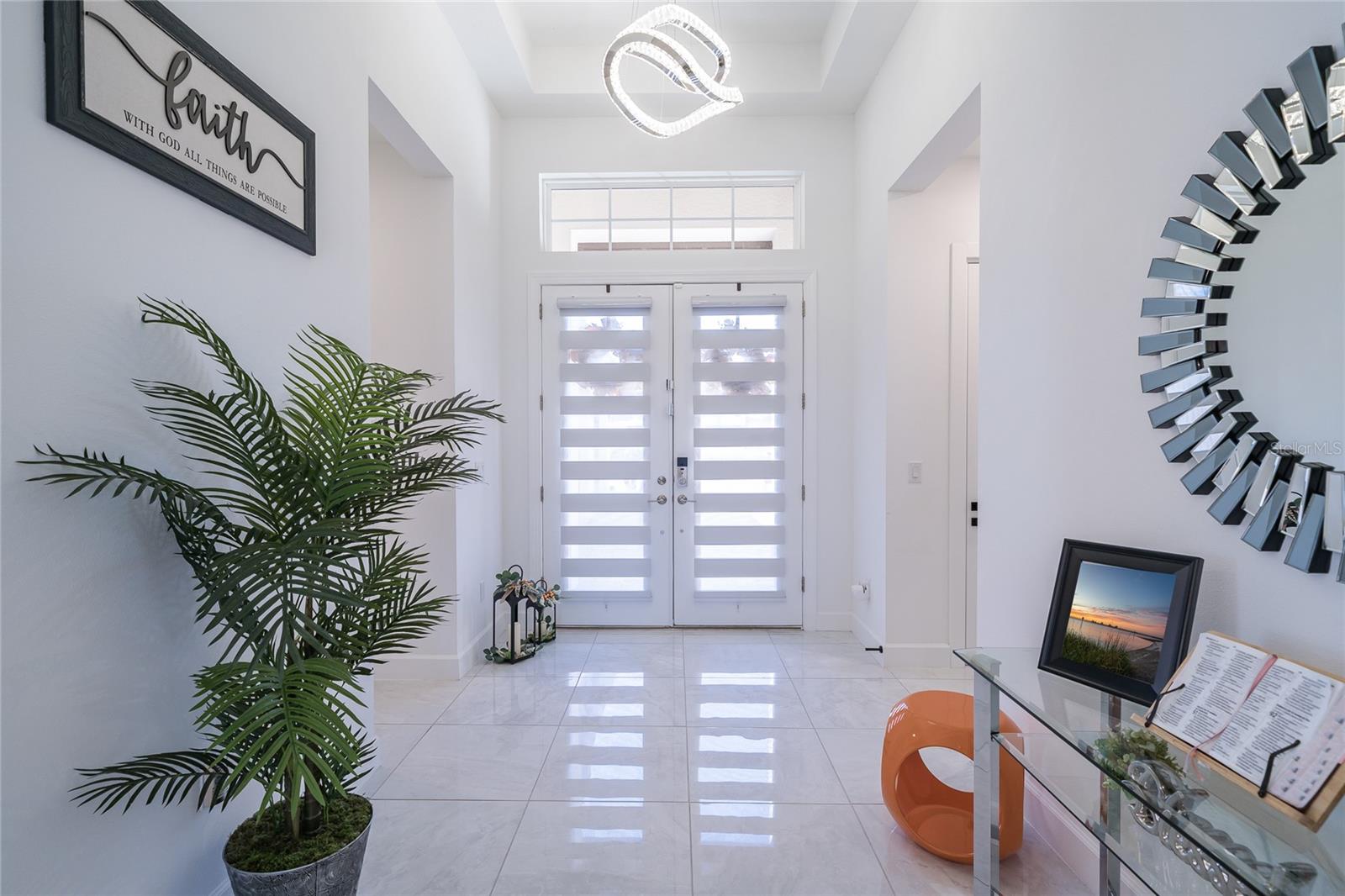 Image 17 of 83 For 34135 Tompion Way