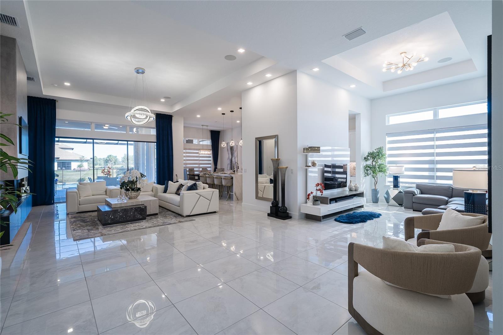 Image 18 of 83 For 34135 Tompion Way