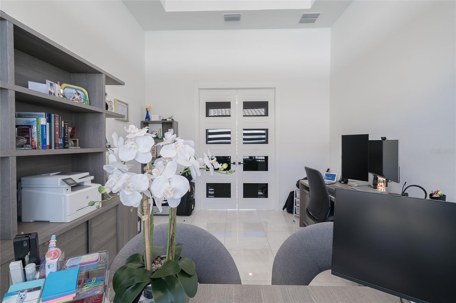 Image 29 of 83 For 34135 Tompion Way