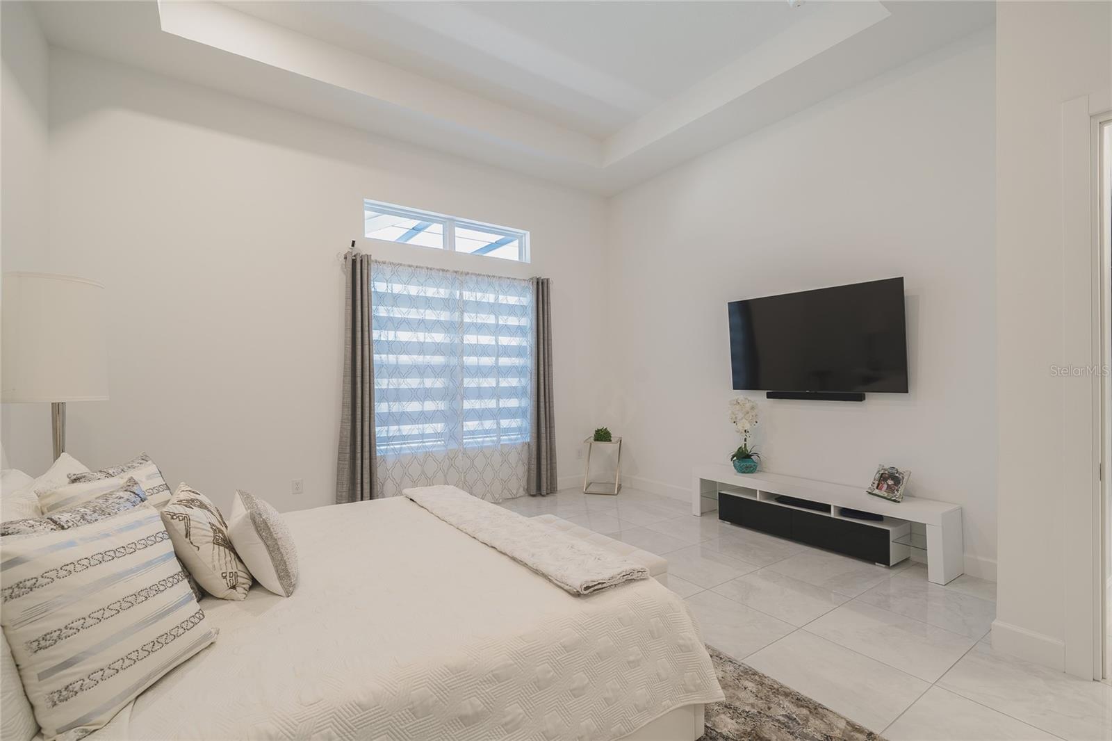 Image 32 of 83 For 34135 Tompion Way