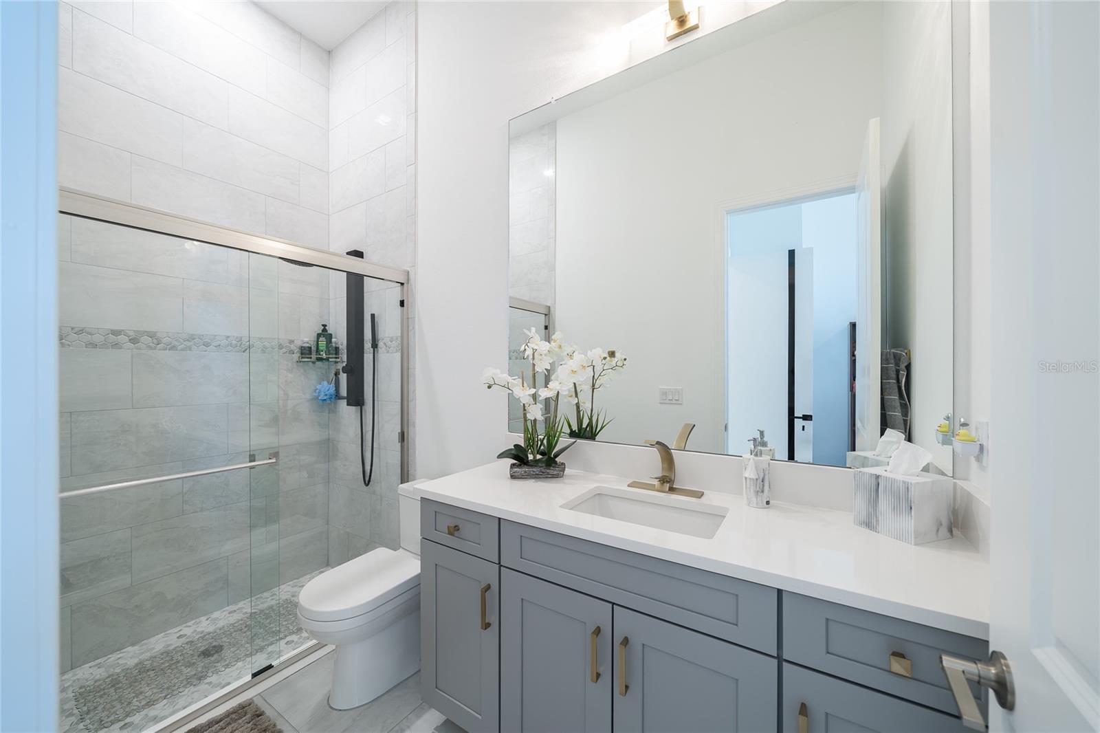 Image 44 of 83 For 34135 Tompion Way