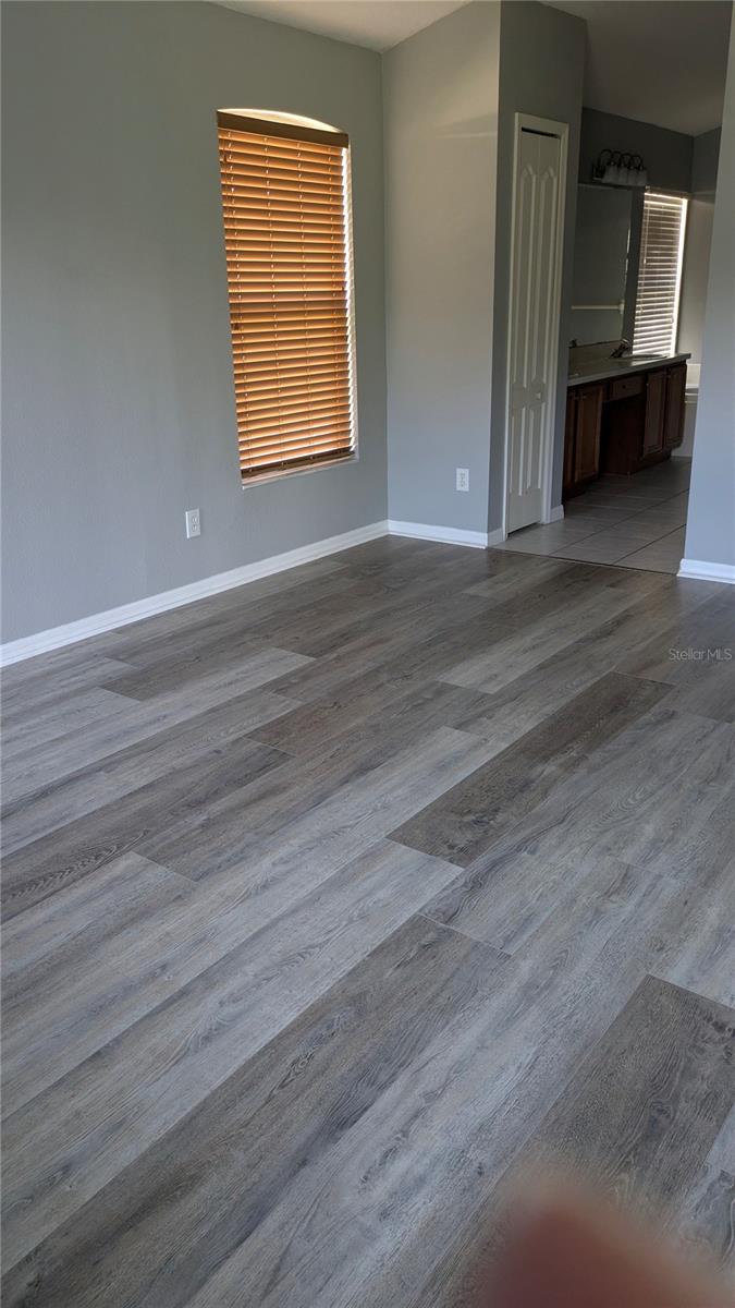 Image 15 of 27 For 14626 Corkwood Drive