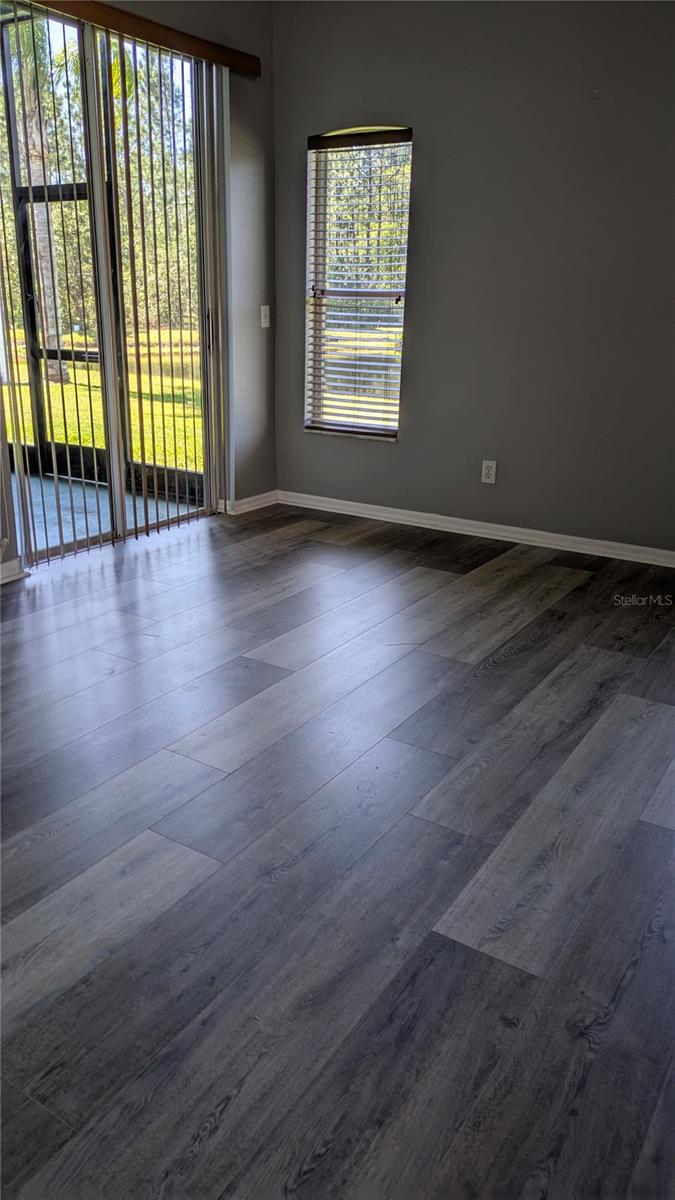 Image 17 of 27 For 14626 Corkwood Drive