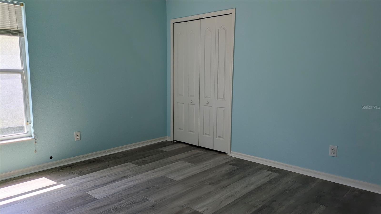 Image 31 of 38 For 14626 Corkwood Drive