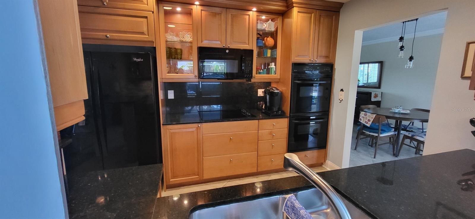 Image 11 of 41 For 3619 Pembrook Drive