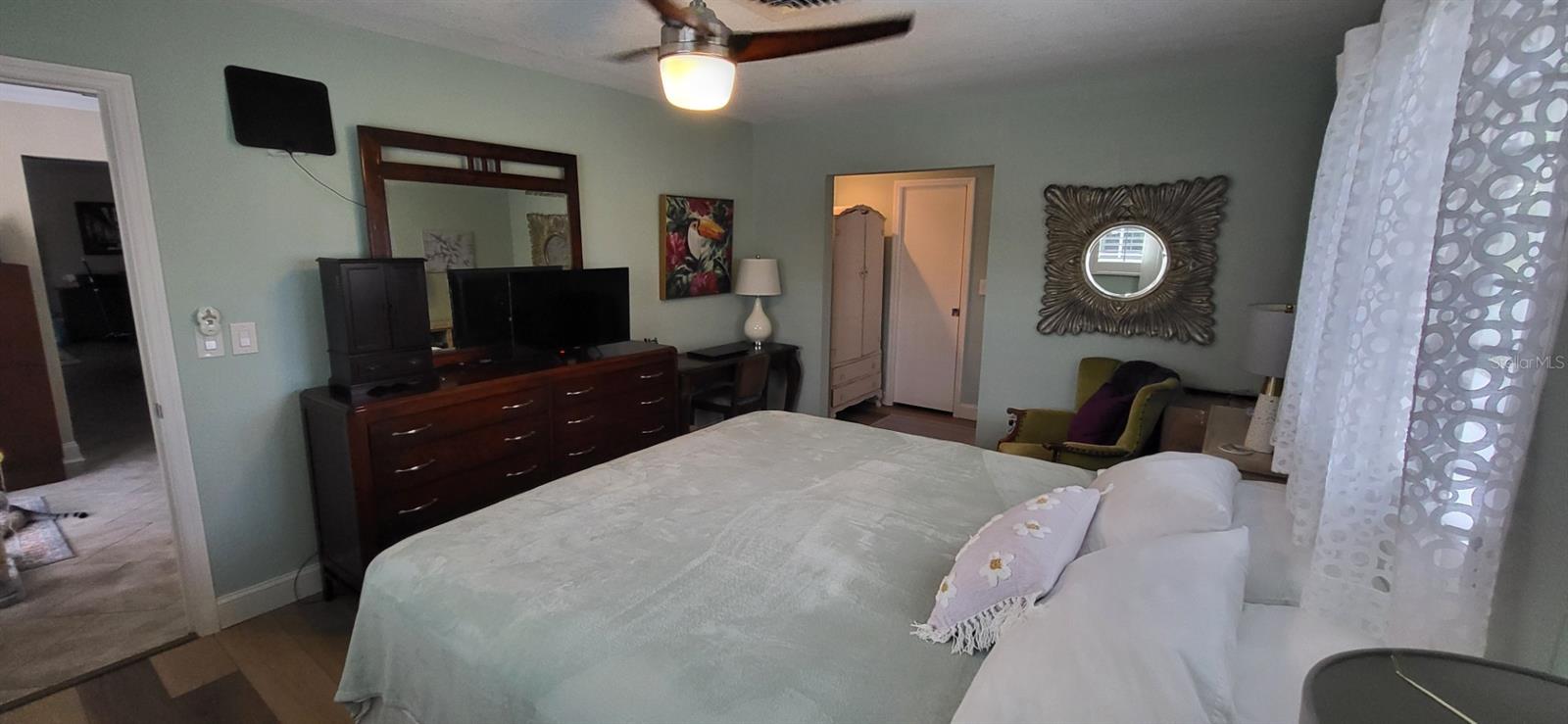 Image 17 of 41 For 3619 Pembrook Drive