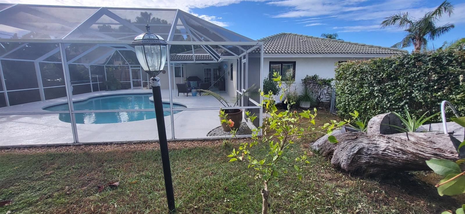 Image 28 of 41 For 3619 Pembrook Drive