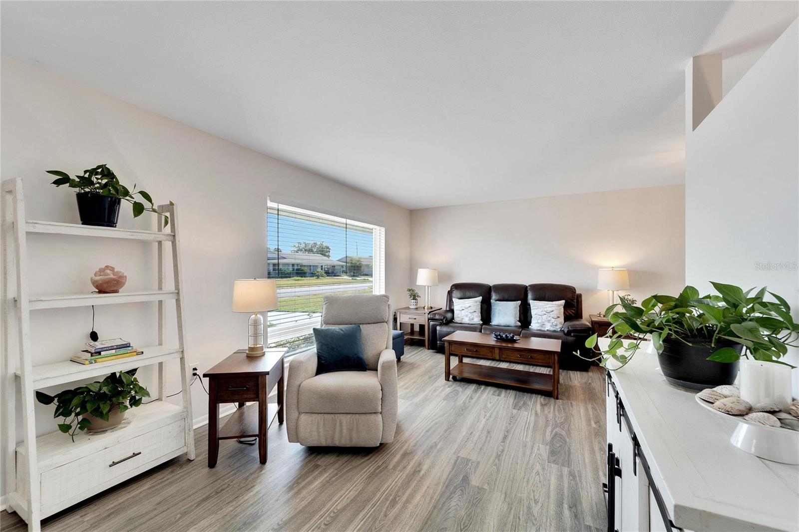 Image 11 of 62 For 1216 Hacienda Drive