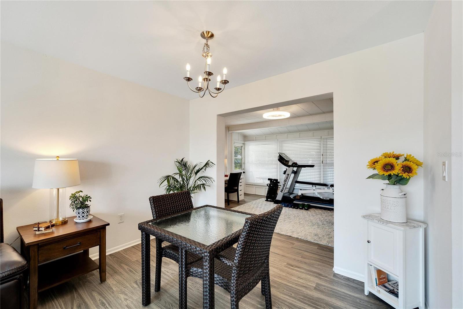 Image 17 of 62 For 1216 Hacienda Drive