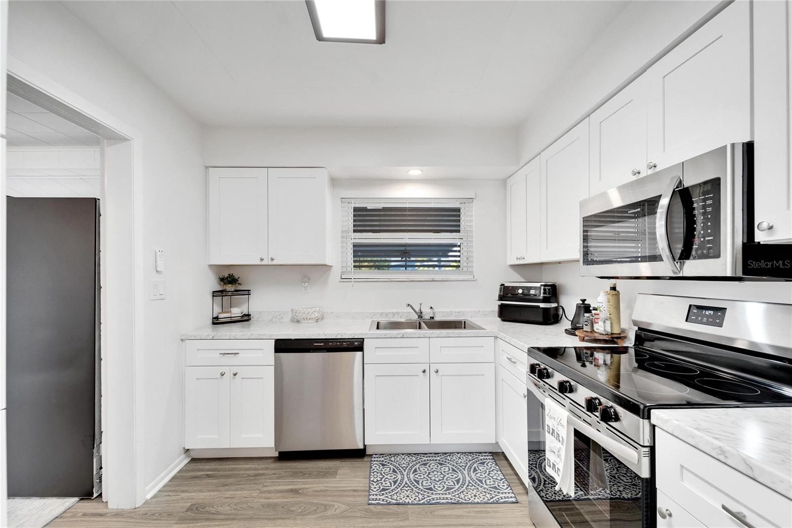 Image 20 of 62 For 1216 Hacienda Drive