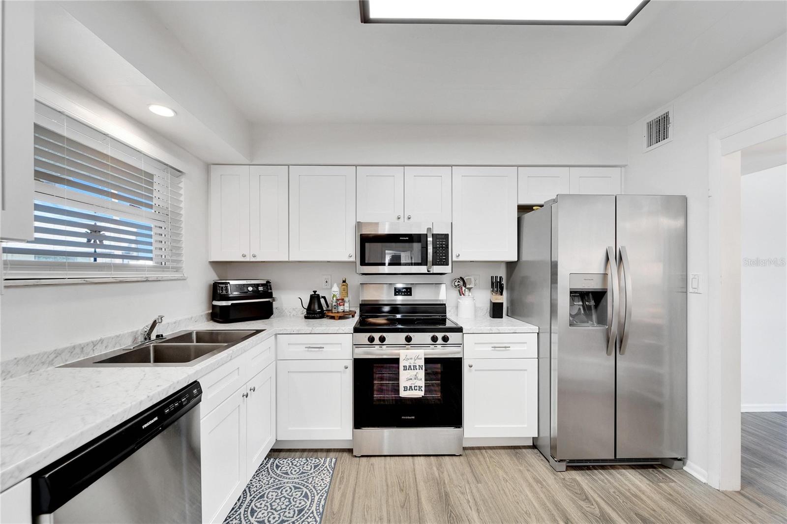 Image 24 of 62 For 1216 Hacienda Drive