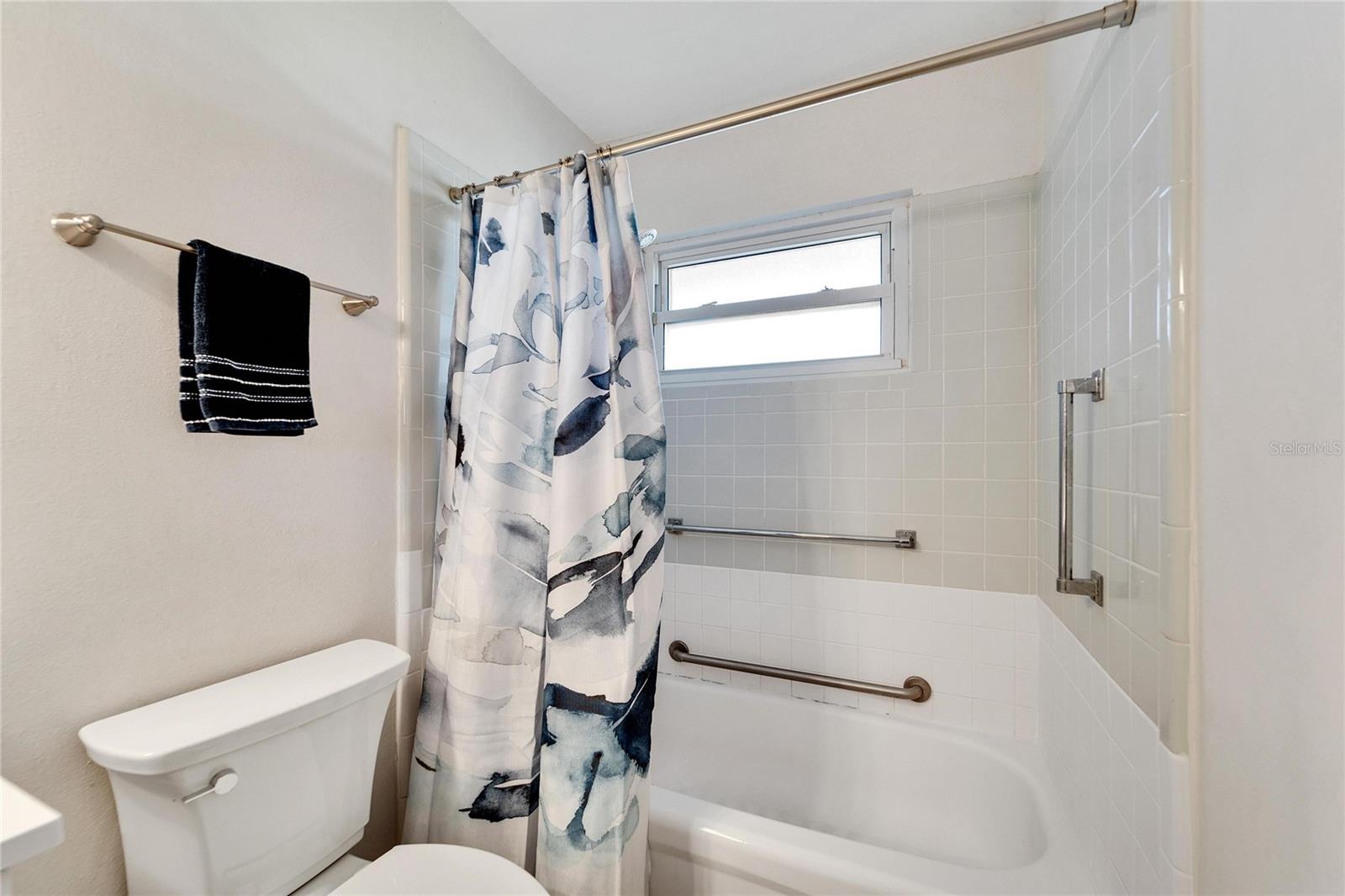 Image 38 of 62 For 1216 Hacienda Drive