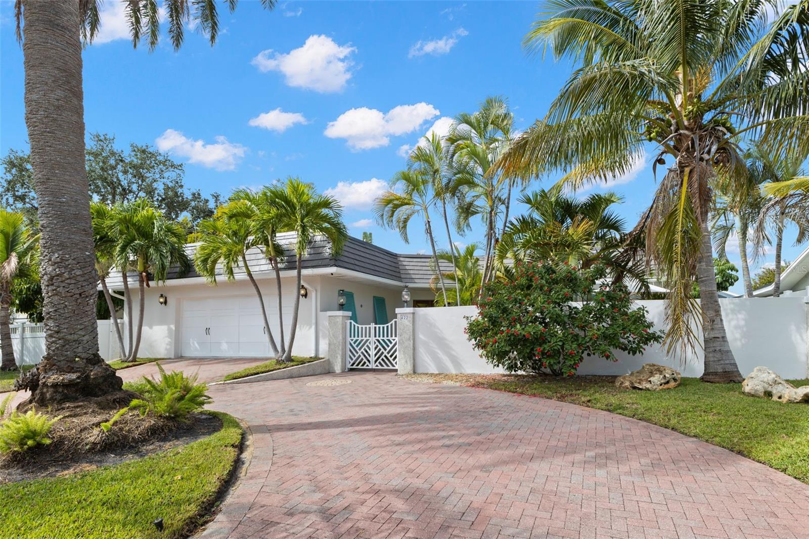 Details for 422 3rd Avenue N, TIERRA VERDE, FL 33715