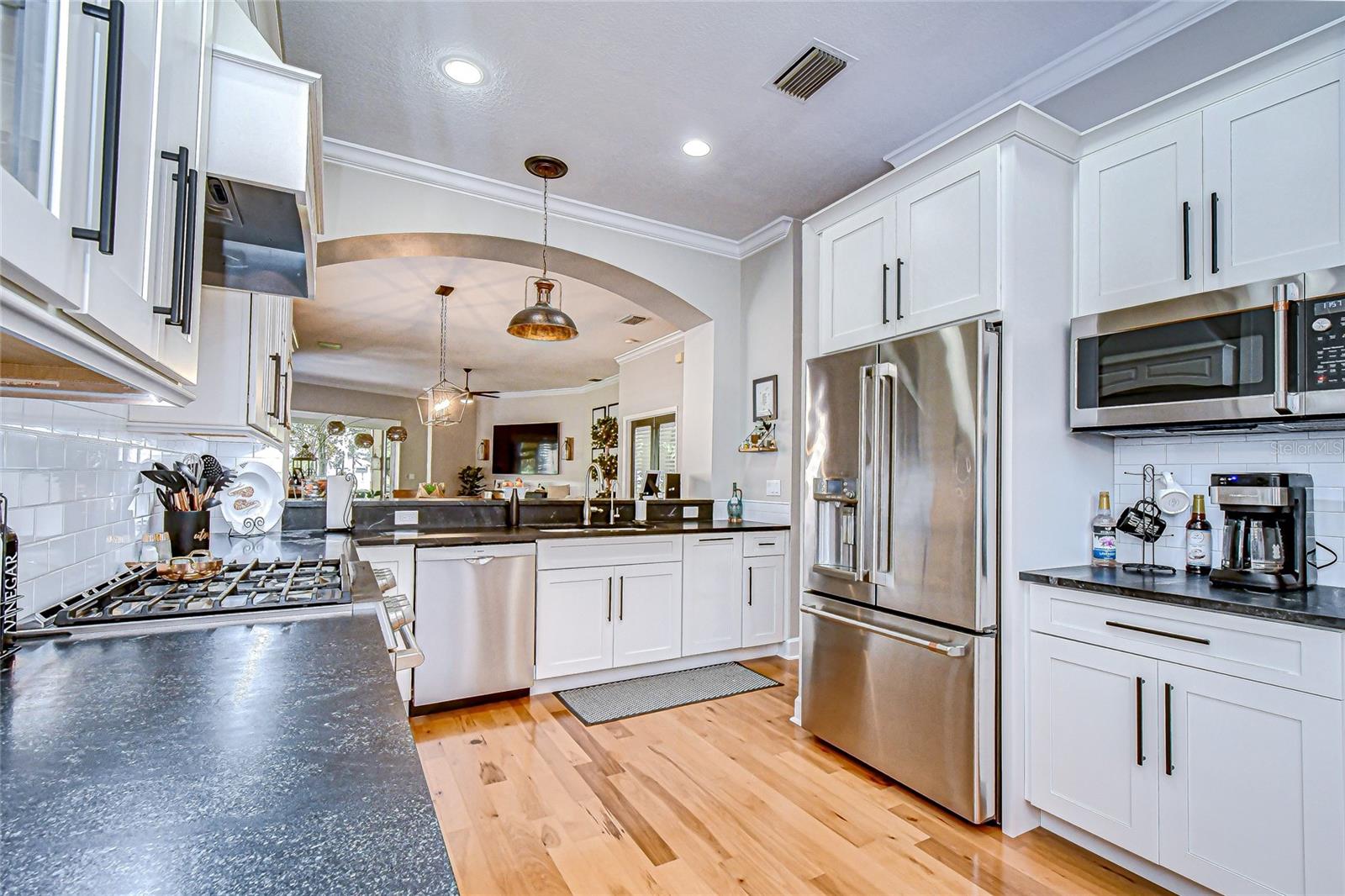 Image 8 of 41 For 5130 Fairway One Drive