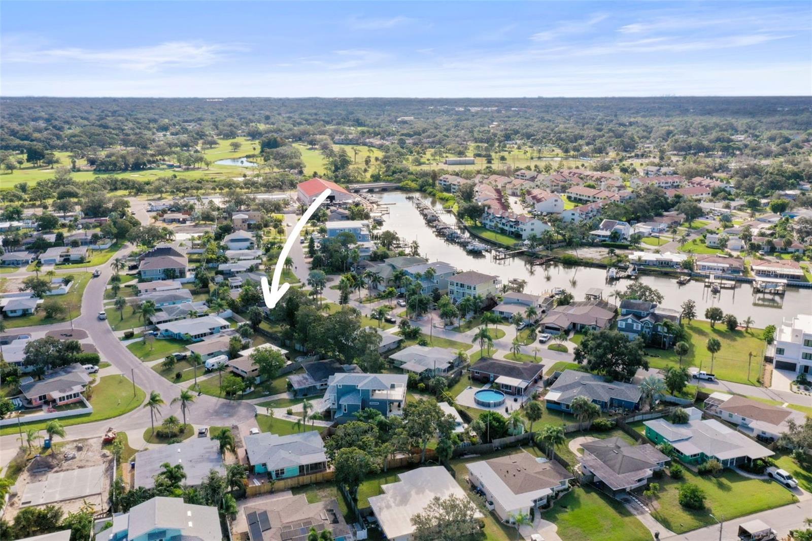 Image 39 of 80 For 560 Baywood Drive S