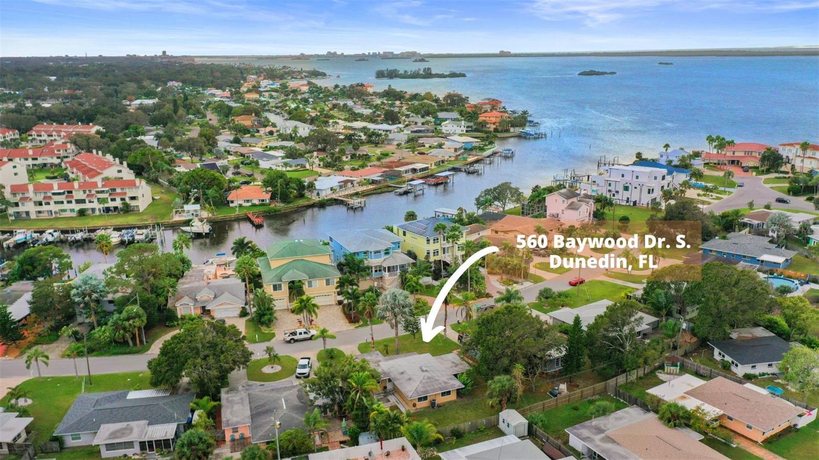 Image 50 of 80 For 560 Baywood Drive S