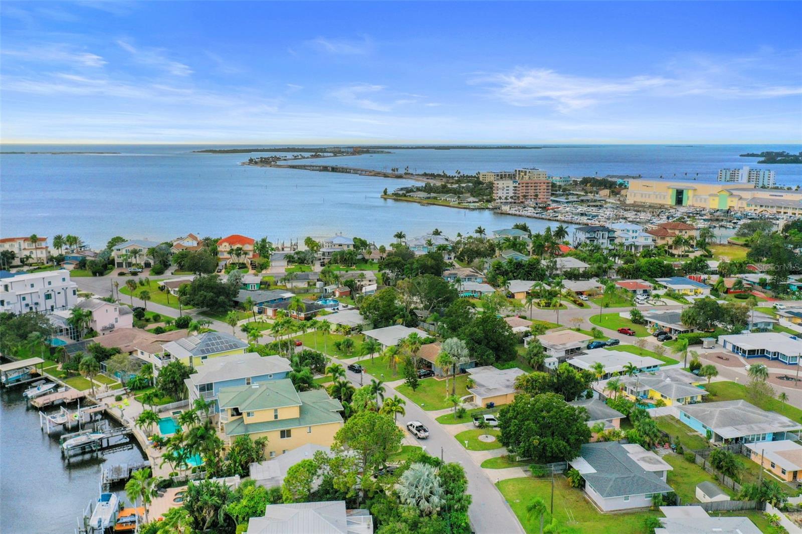 Image 65 of 80 For 560 Baywood Drive S