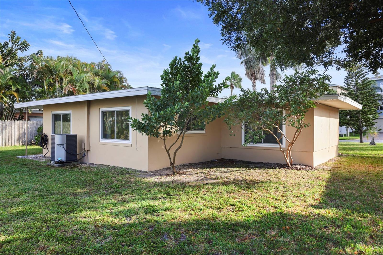 Image 80 of 80 For 560 Baywood Drive S