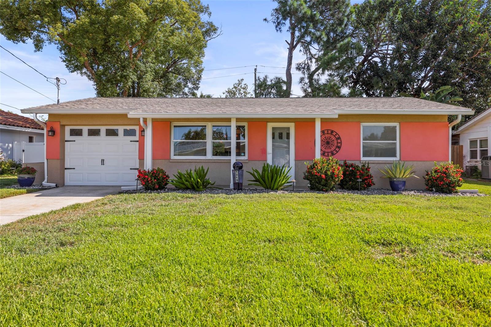 Details for 1215 Lazy Lake Road E, DUNEDIN, FL 34698