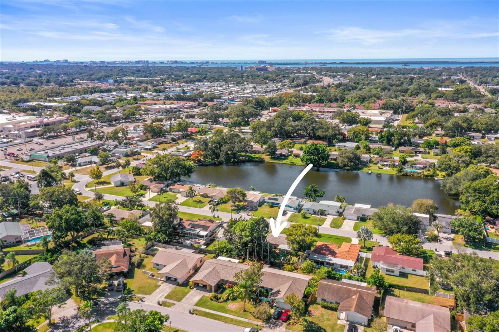 Image 36 of 40 For 1215 Lazy Lake Road E