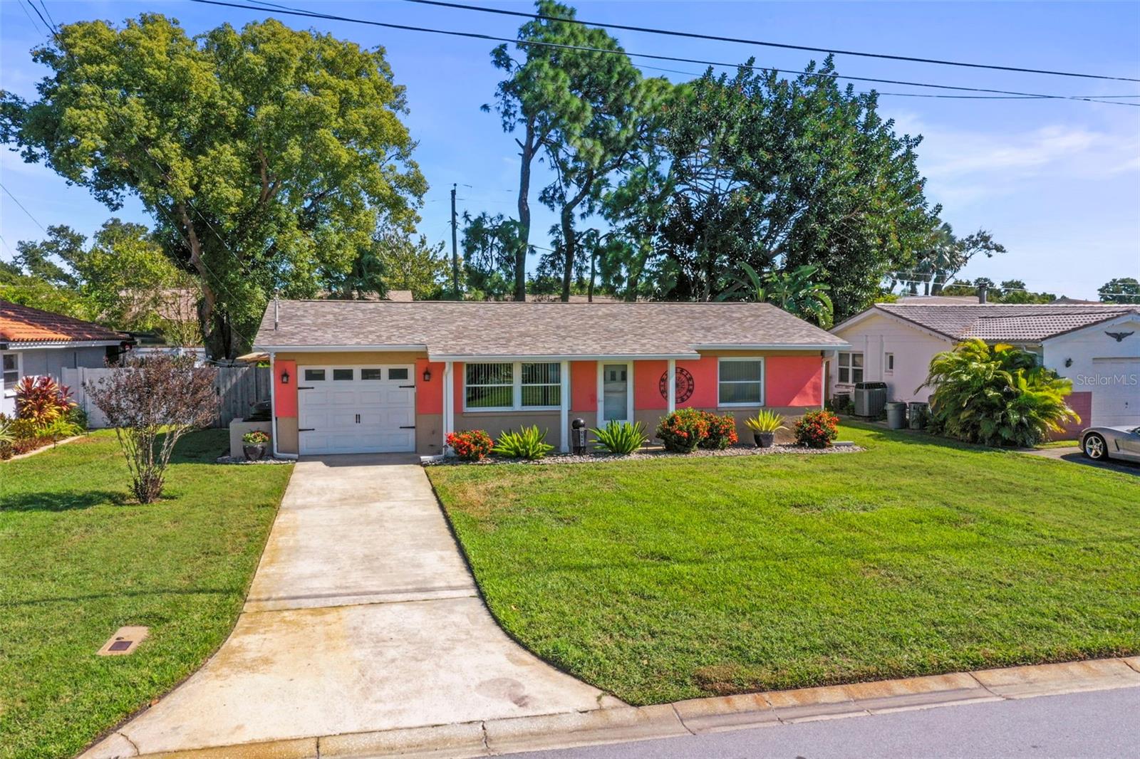 Image 39 of 40 For 1215 Lazy Lake Road E