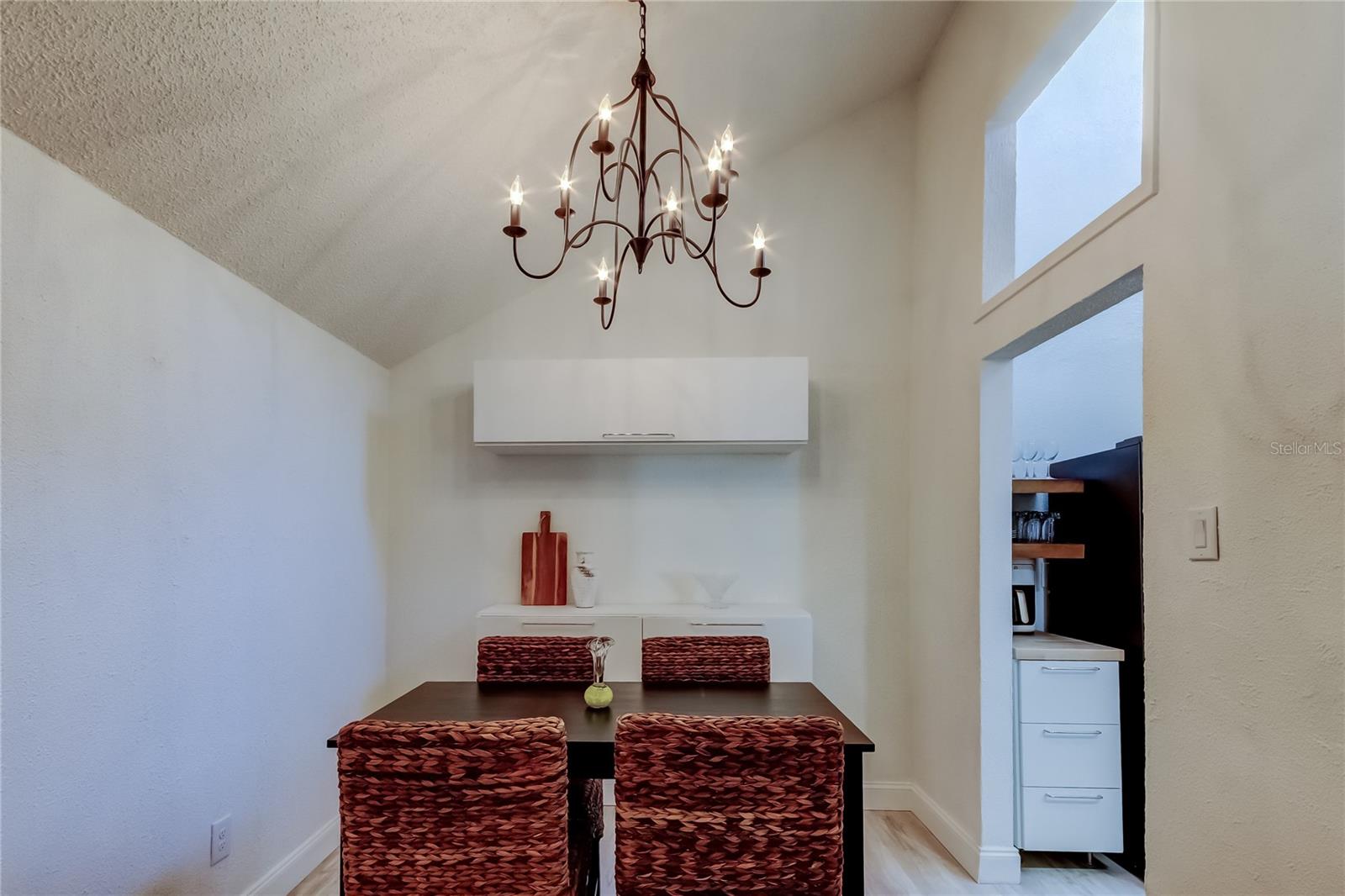 Image 16 of 67 For 12625 Shell Point Drive