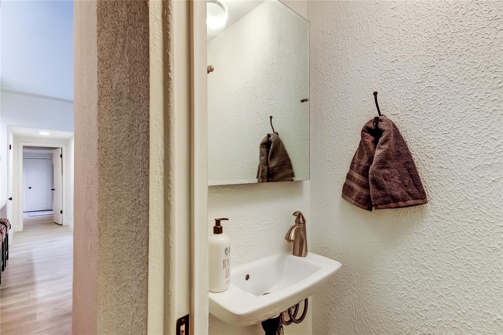 Image 28 of 67 For 12625 Shell Point Drive