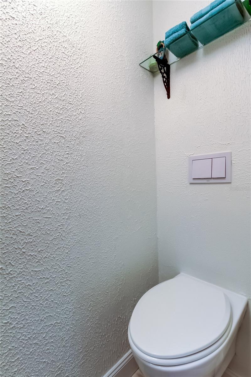 Image 29 of 67 For 12625 Shell Point Drive