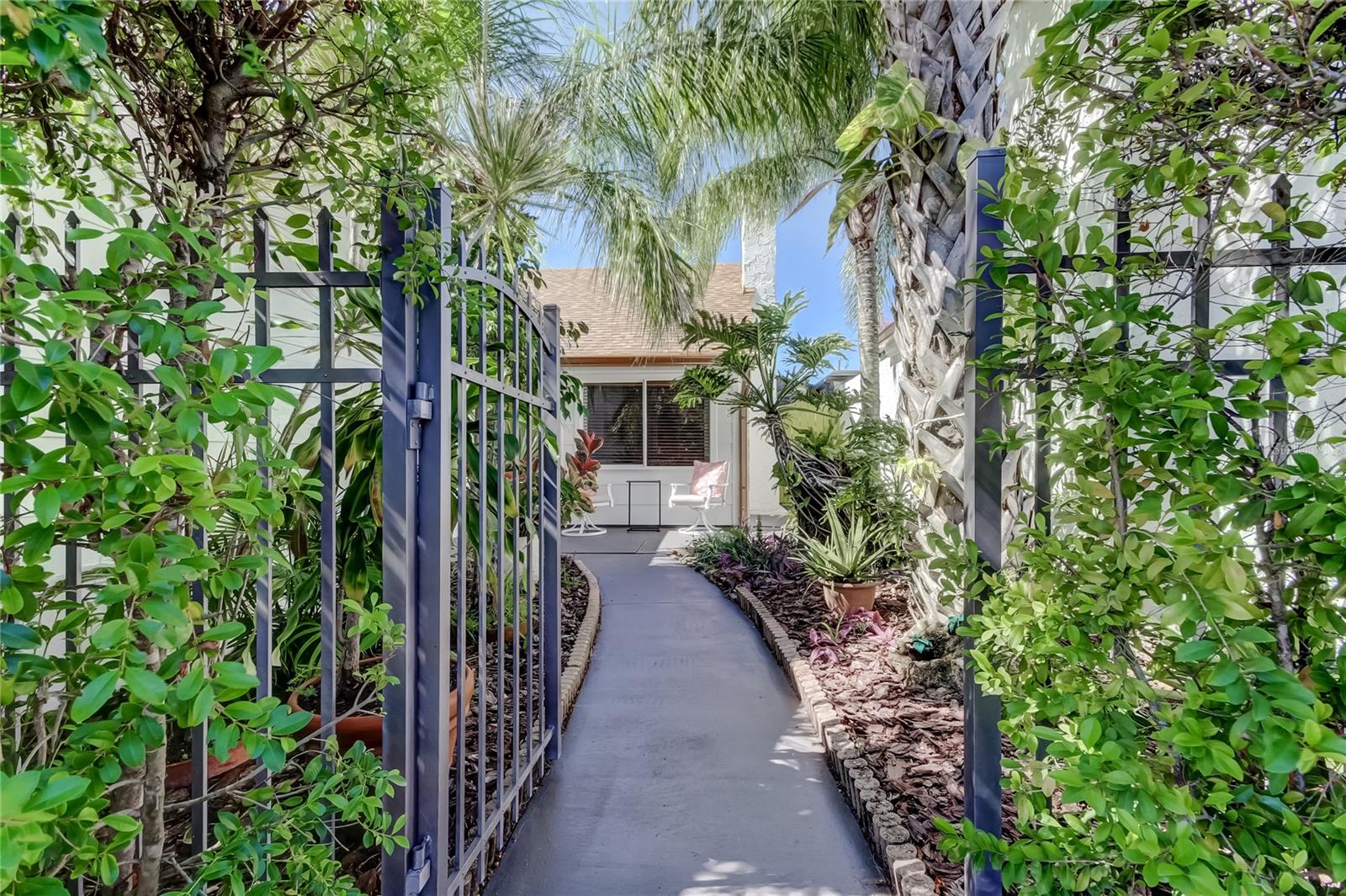 Image 3 of 67 For 12625 Shell Point Drive