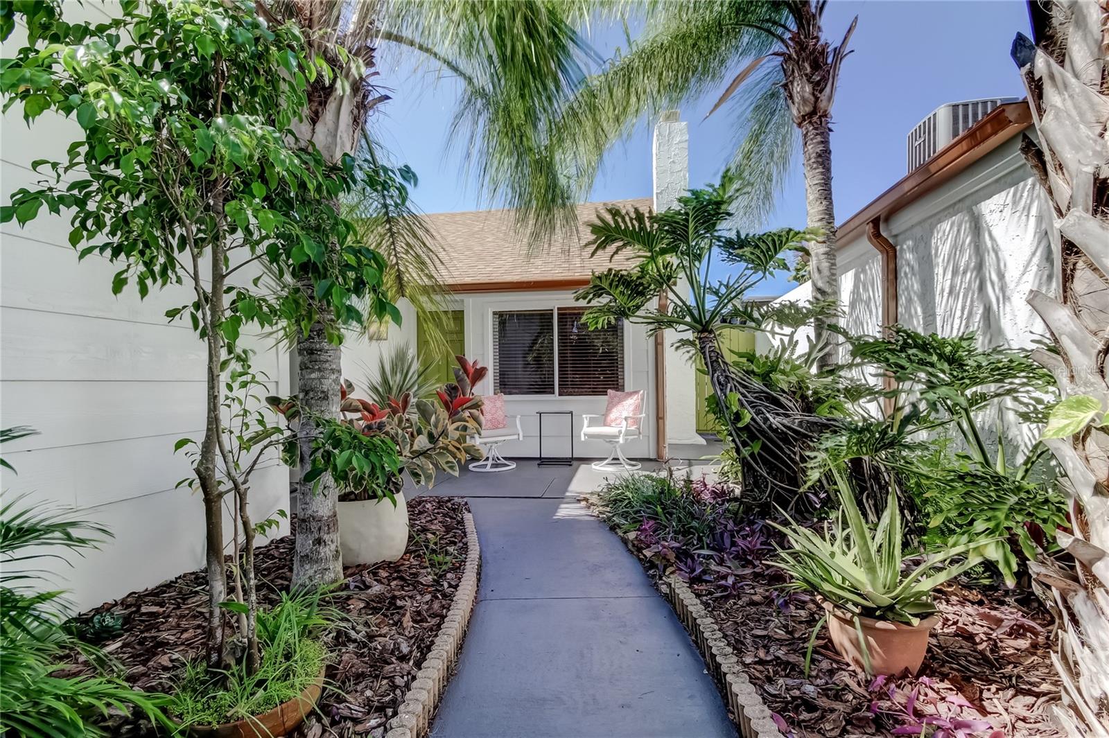 Image 5 of 67 For 12625 Shell Point Drive