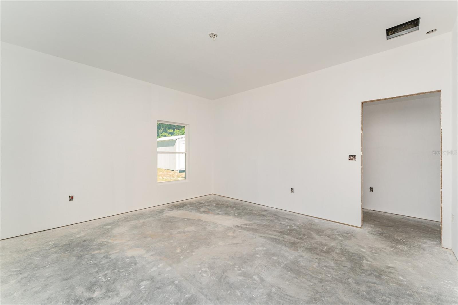 Image 12 of 32 For 2514 Weber Street