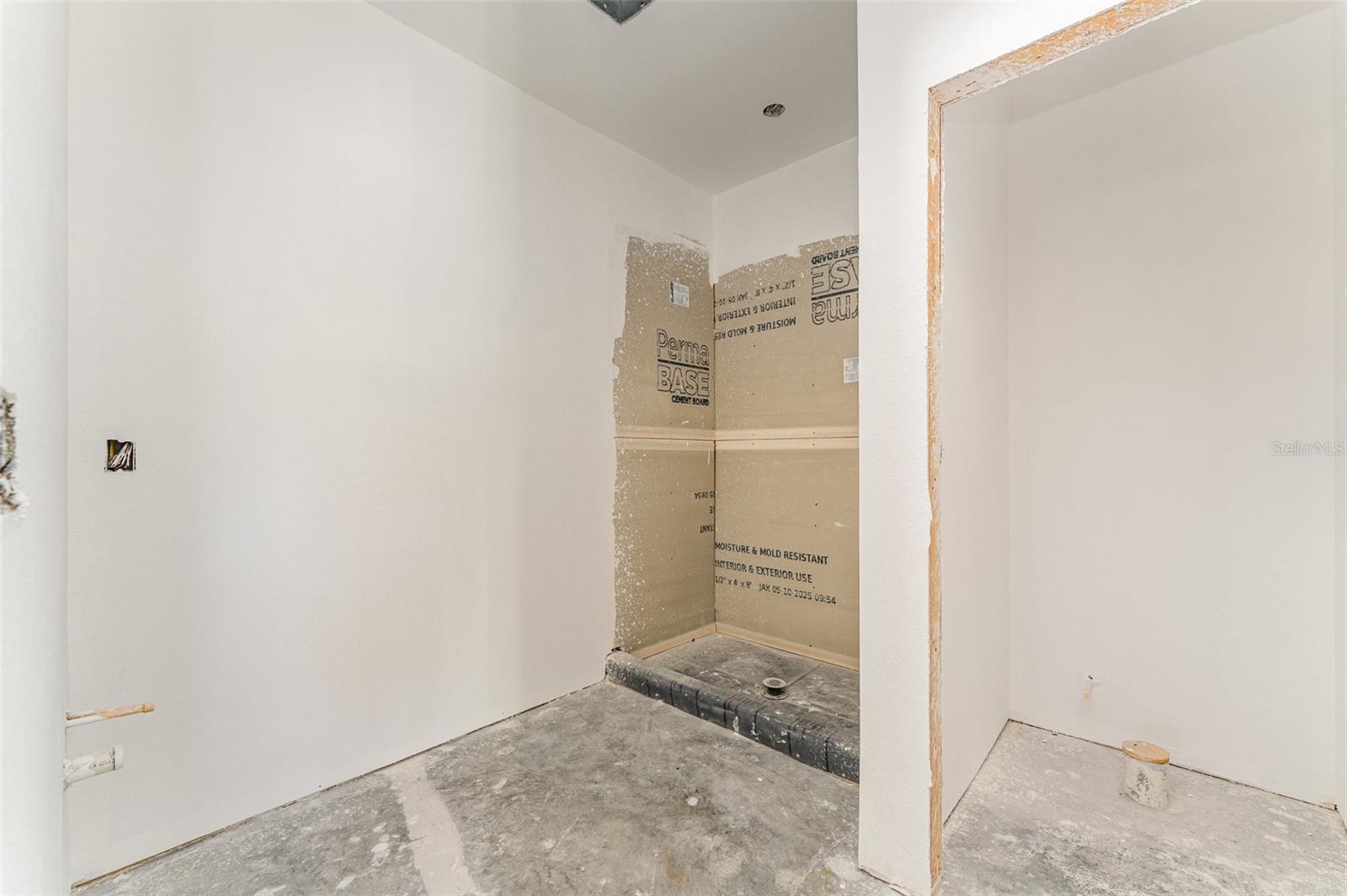 Image 13 of 32 For 2514 Weber Street