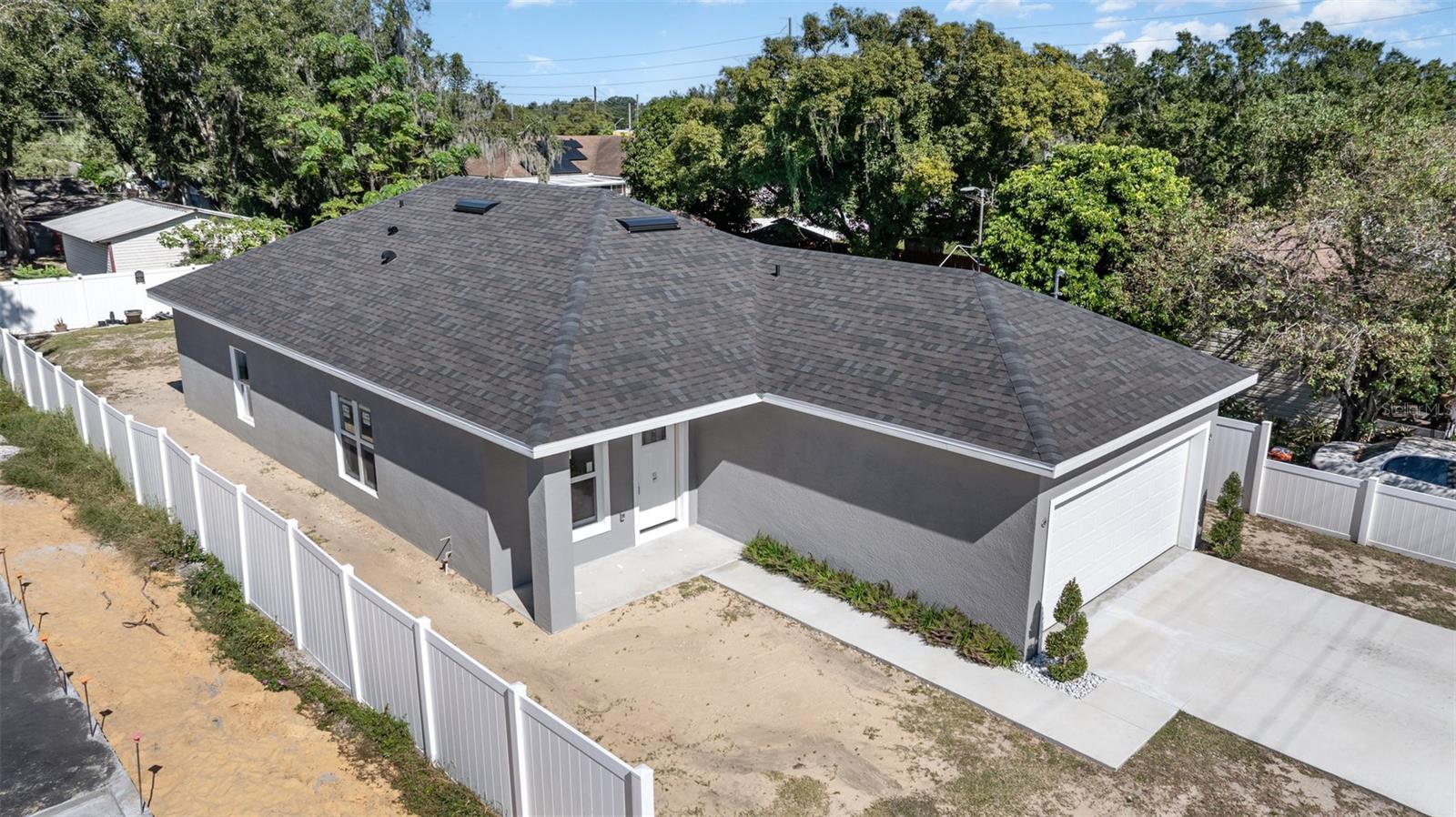 Image 2 of 32 For 2514 Weber Street