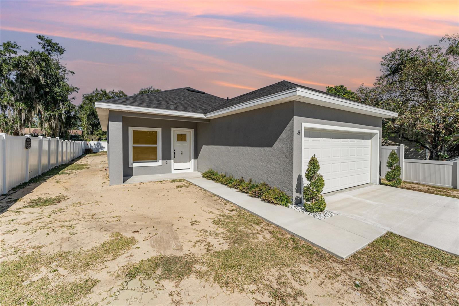 Image 31 of 32 For 2514 Weber Street