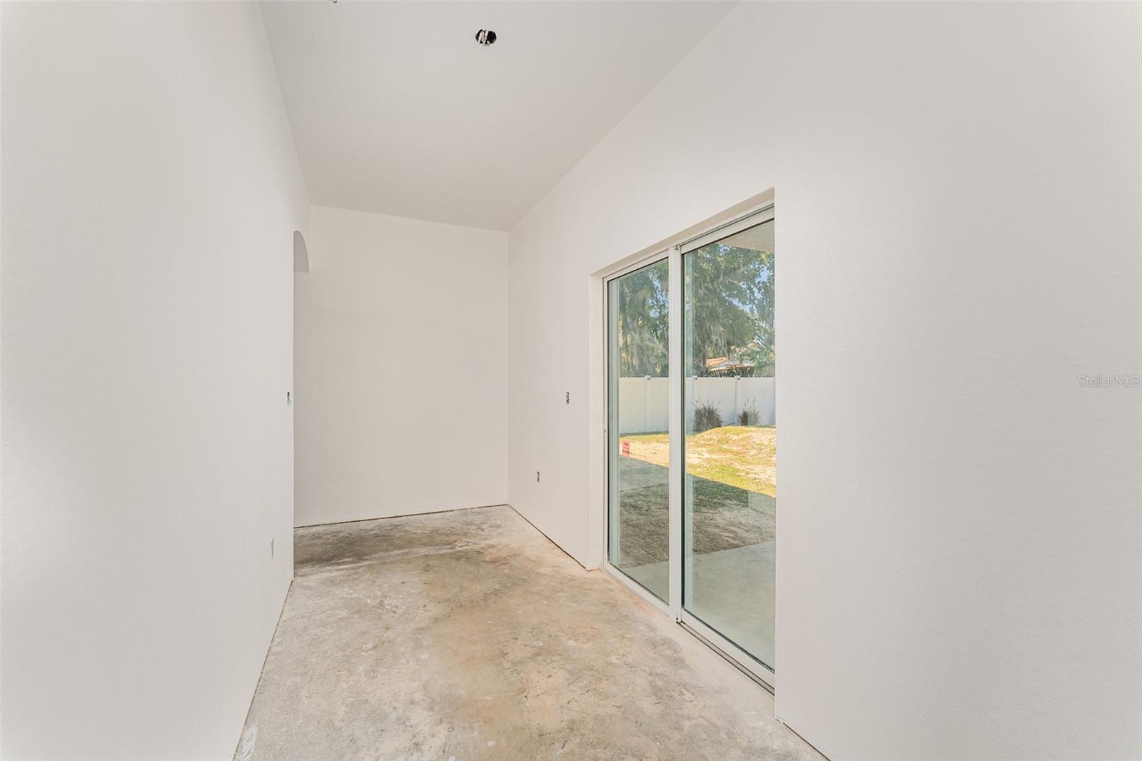 Image 9 of 32 For 2514 Weber Street