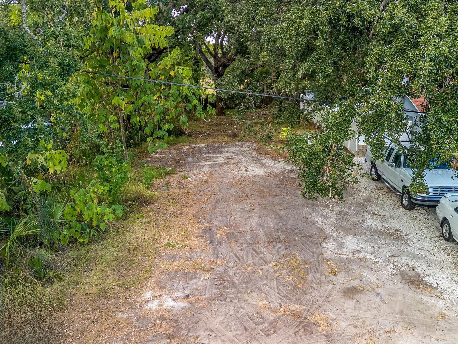 Image 6 of 8 For 3210 Henry Avenue