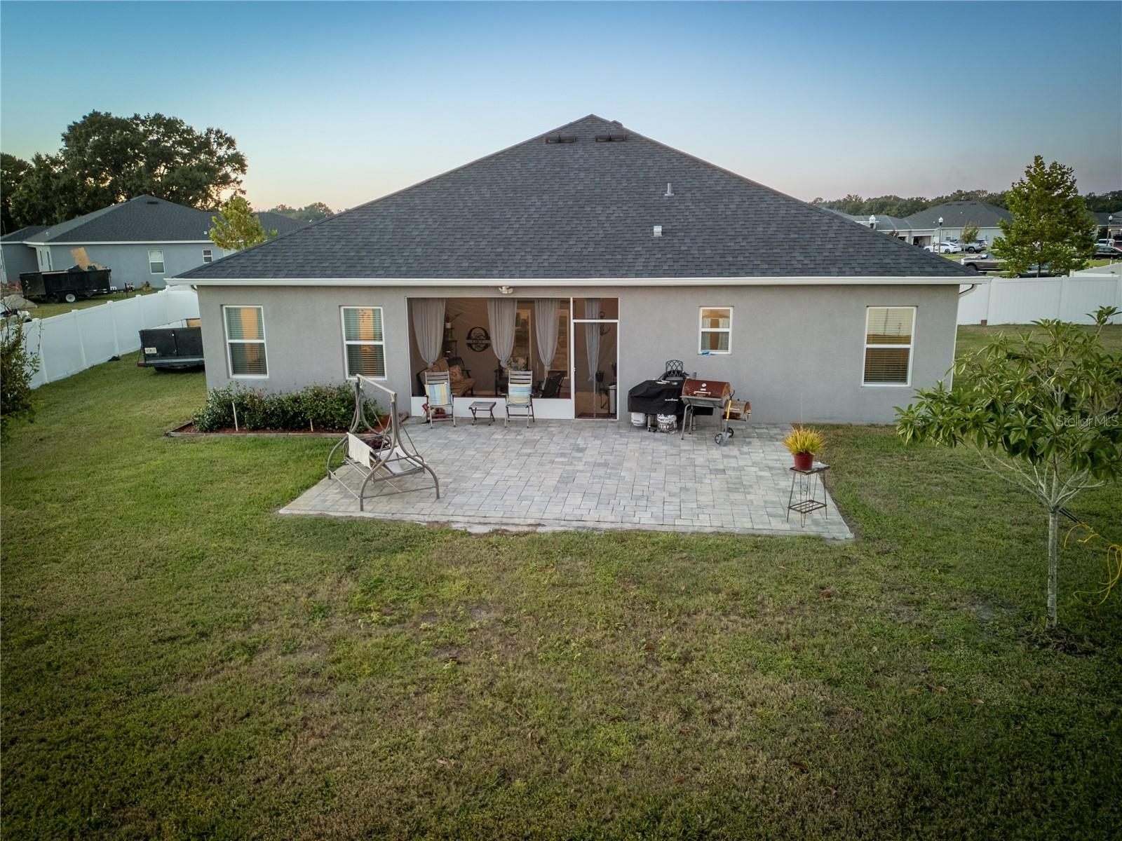 Listing photo id 29 for 4444 Devinshire Fields Loop