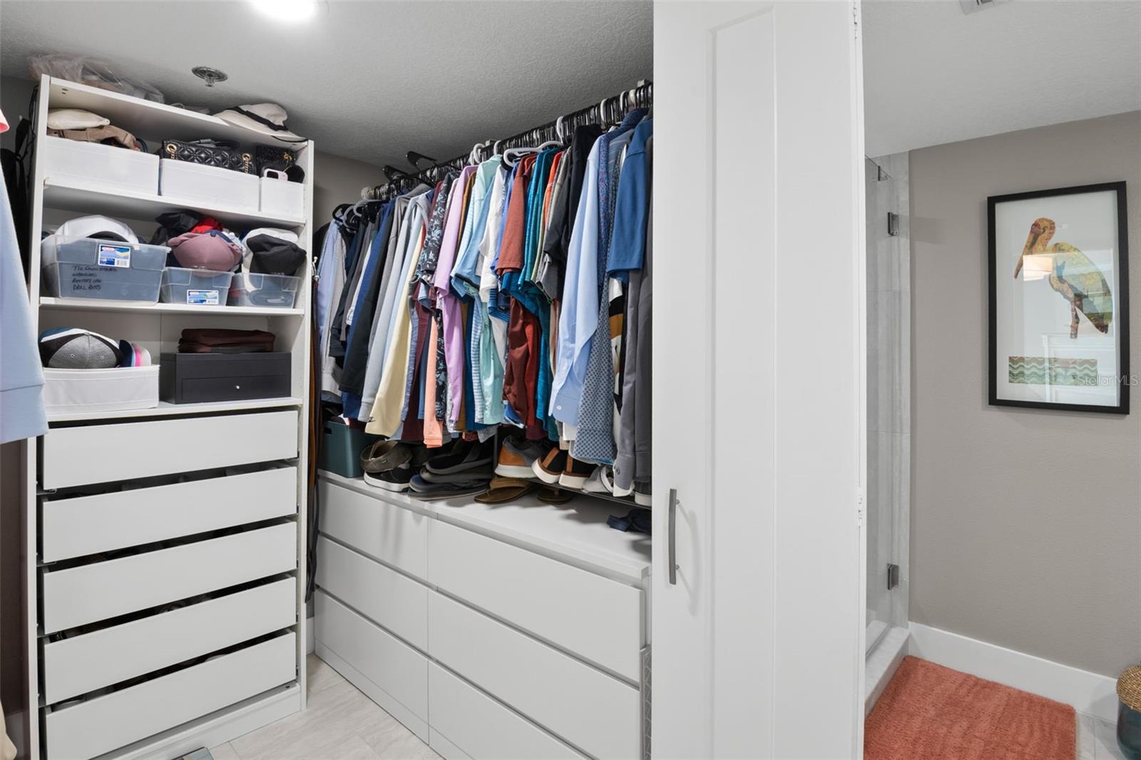 Image 26 of 42 For 690 Island Way 203