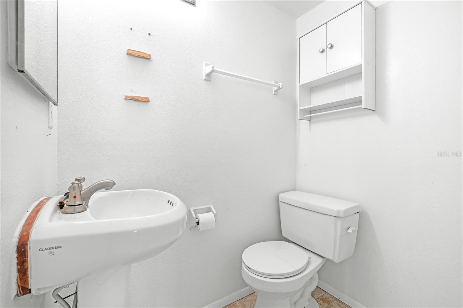 Image 17 of 37 For 655 Carmel Road