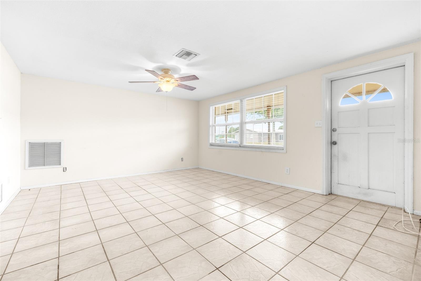 Image 5 of 37 For 655 Carmel Road