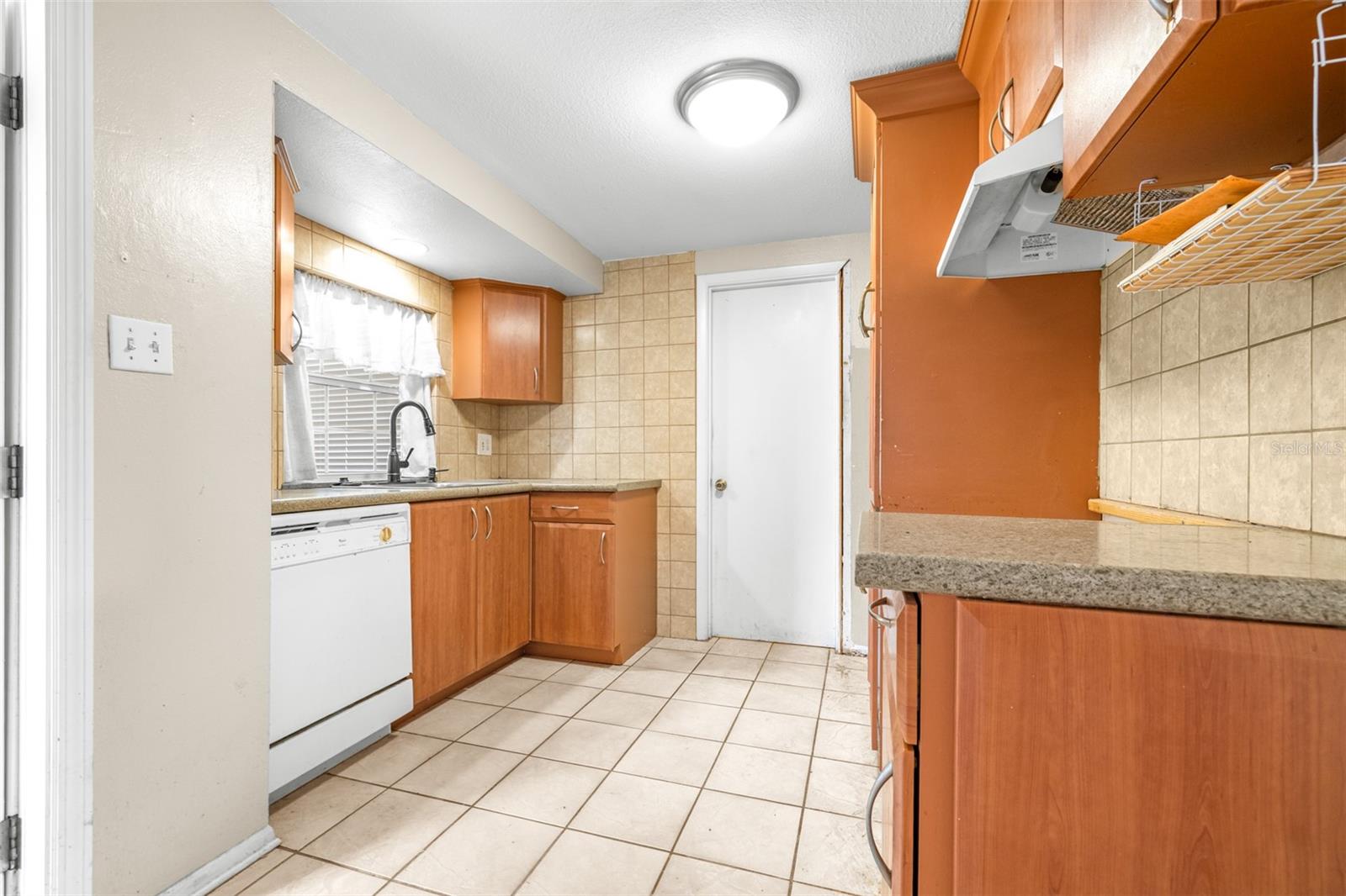 Image 8 of 37 For 655 Carmel Road