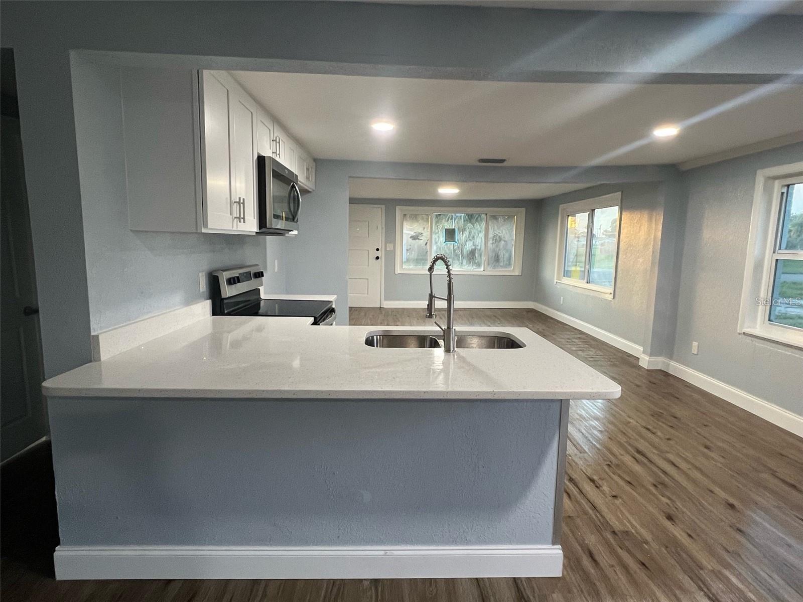 Image 10 of 23 For 614 Paw Paw Street