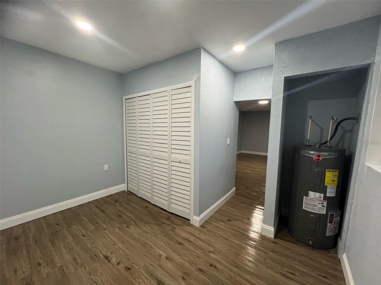 Image 18 of 23 For 614 Paw Paw Street