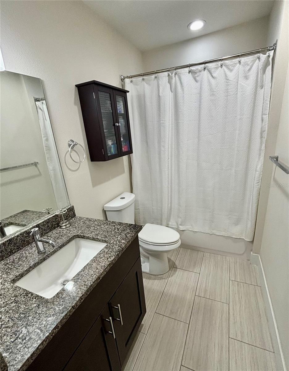 Image 10 of 14 For 176 8th Street N