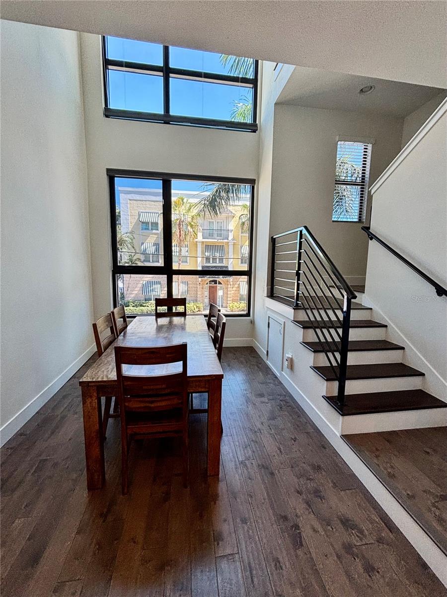 Image 3 of 14 For 176 8th Street N