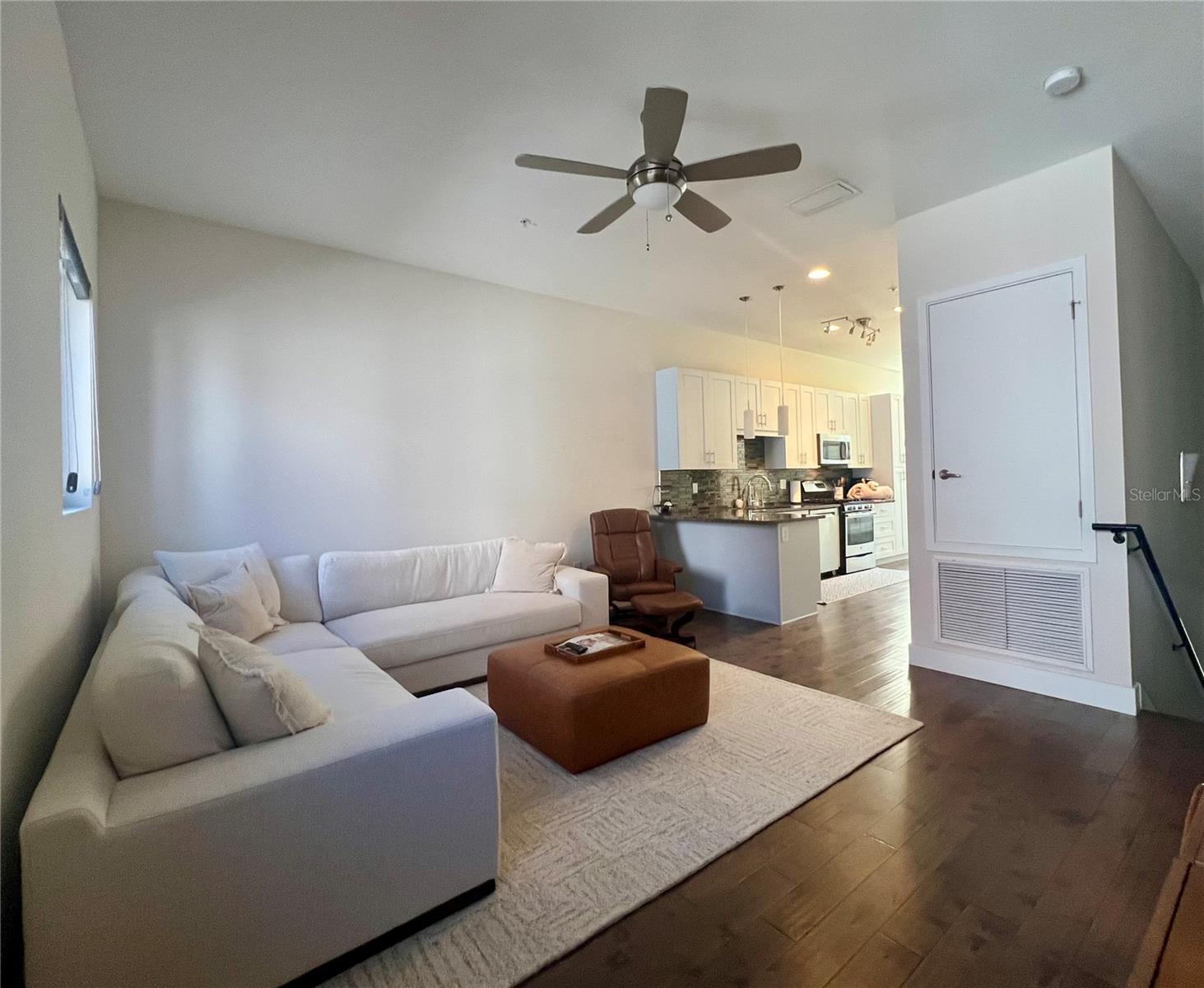 Image 5 of 14 For 176 8th Street N