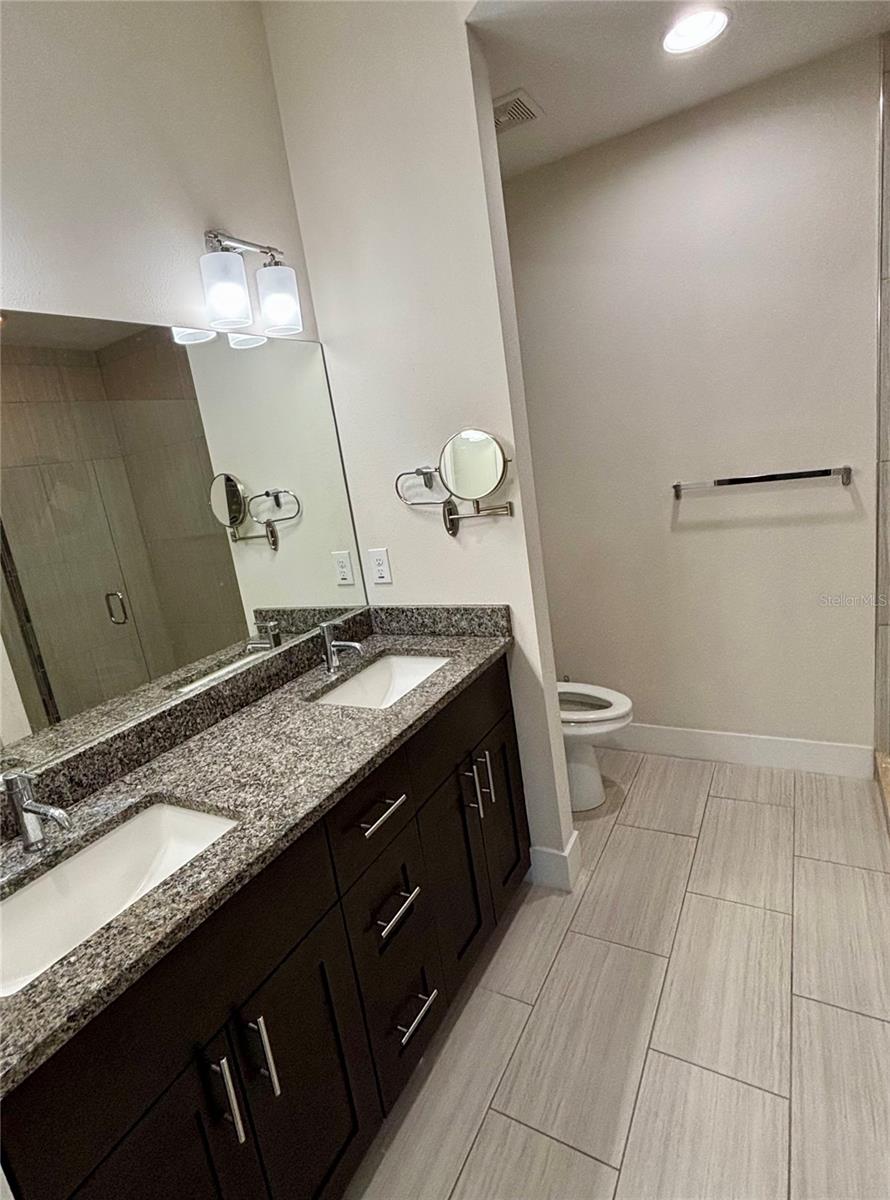 Image 9 of 14 For 176 8th Street N