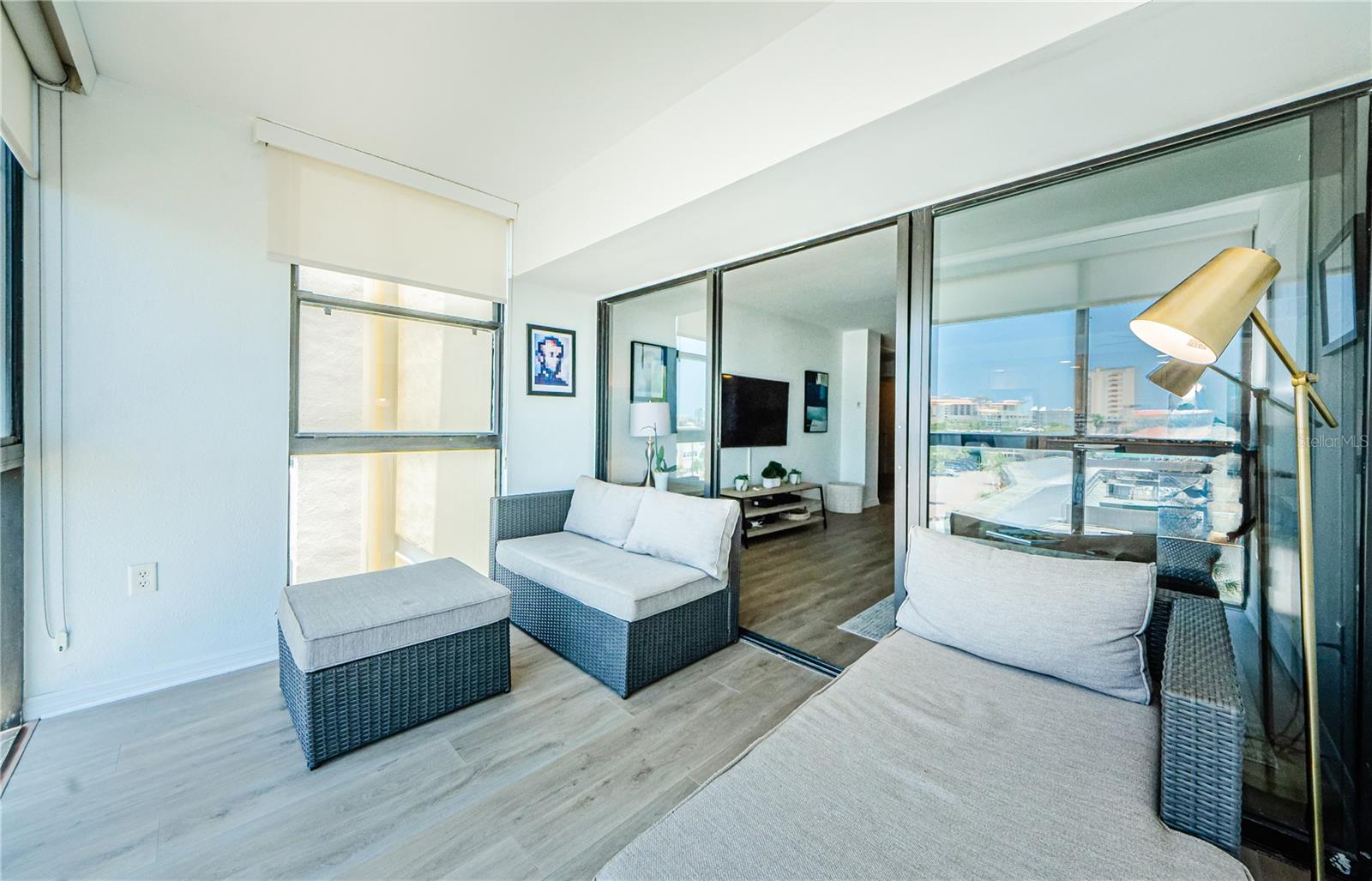 Image 32 of 66 For 800 Gulfview Boulevard 505