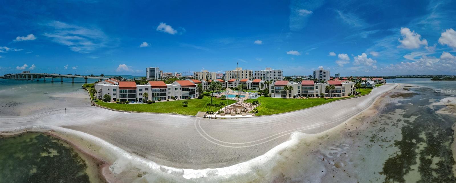 Image 59 of 66 For 800 Gulfview Boulevard 505